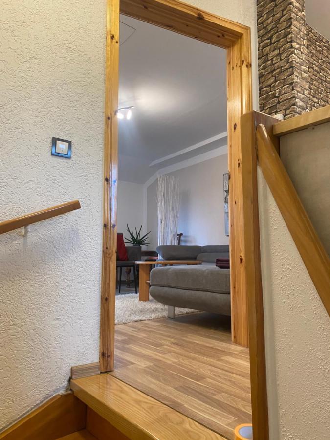Апартаменты Unter Dem Dach Mit Parkplatz Бремен Экстерьер фото