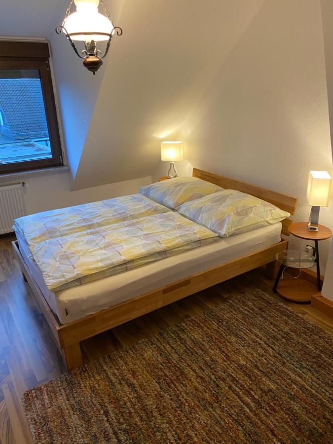 Апартаменты Unter Dem Dach Mit Parkplatz Бремен Экстерьер фото